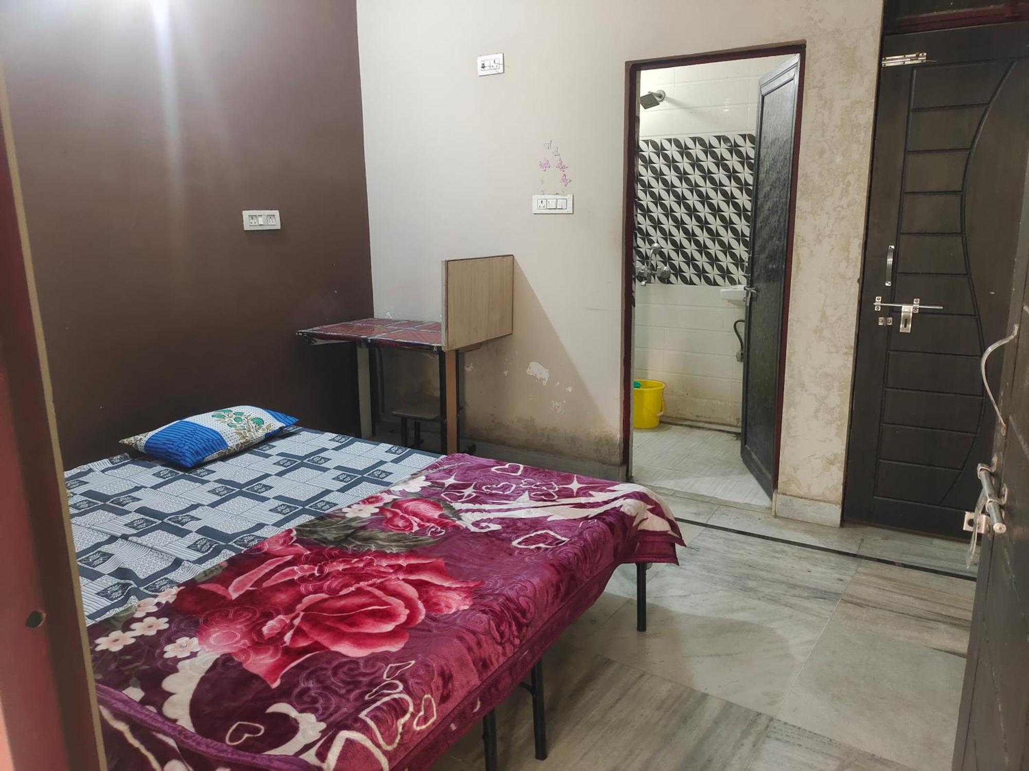 Near Arail Ghat Family Homestay Prayagraj